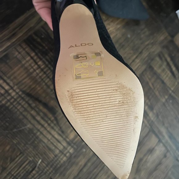 ALDO- VARSAVAS Sock boot Wmns Size 6 - Picture 4 of 5